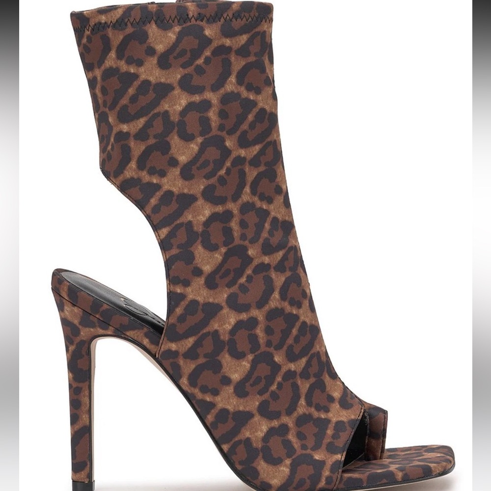 Jessica Simpson Ozoria Leopard Print Peep Toe Shooties